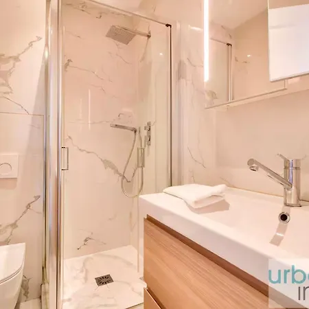 Urban Flat 108 - Rare 4 Confort Aboukir Apartment *